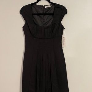 Calvin Klein | Black Cap Sleeve Dress | Rounded Neck | Pleated | Size 4 | Zipper